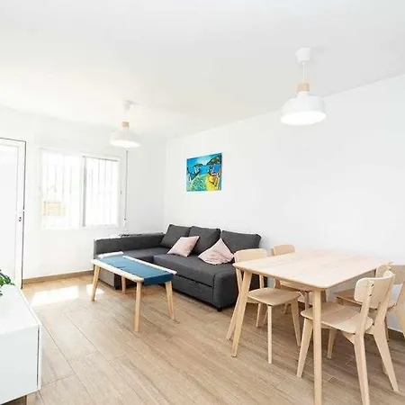 아파트 Casablanca 4. Con Jardin Privado 푸엔히롤라