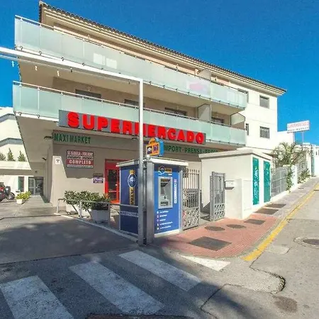 Casablanca 4. Con Jardin Privado 아파트 푸엔히롤라